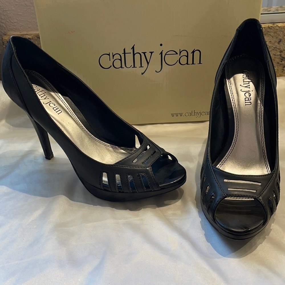 Cathy Jean black heels. Size 9.